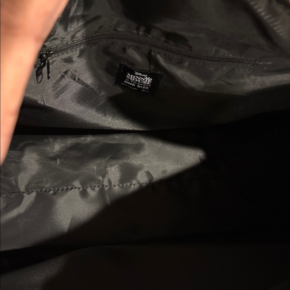 Disney Minnie Mouse Weekender Bag - Picture 3 of 5